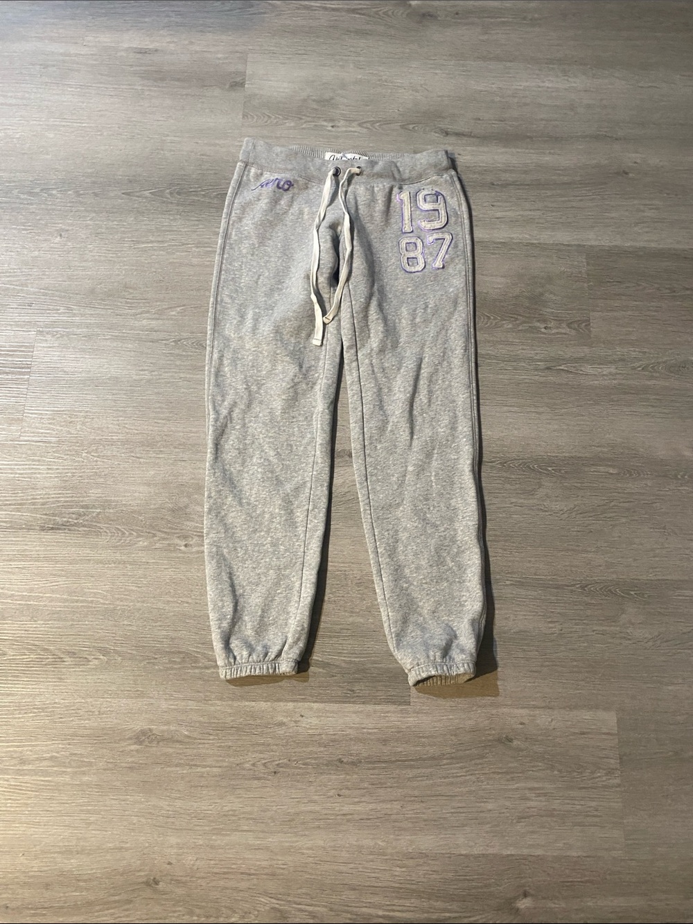 Aeropostale Gray Sweatpants with Purple 1987 Applique